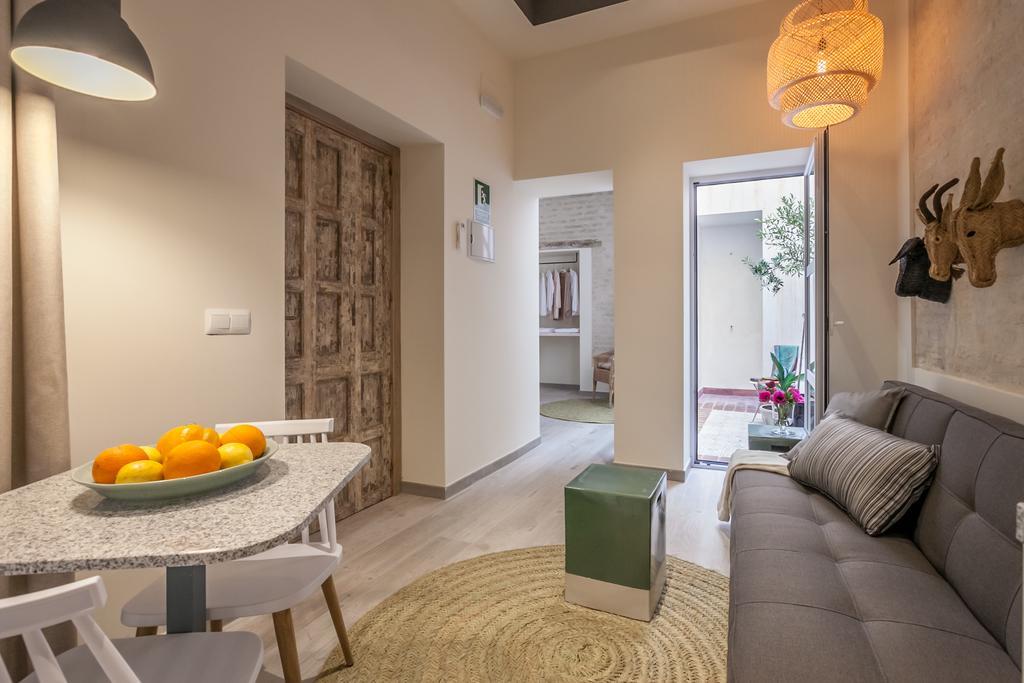 Tomas Ibarra Pool & Luxury Apartment Seville Luaran gambar