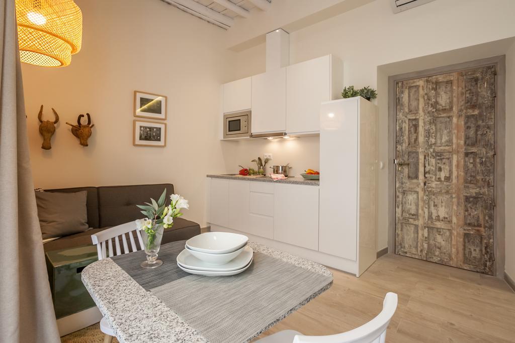 Tomas Ibarra Pool & Luxury Apartment Seville Luaran gambar