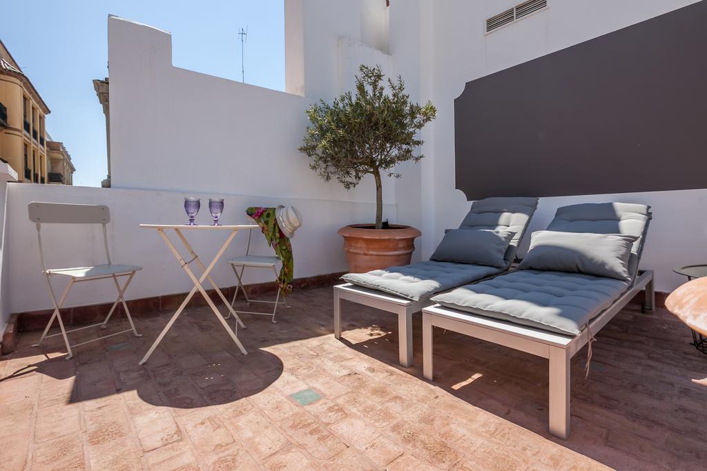 Tomas Ibarra Pool & Luxury Apartment Seville Luaran gambar