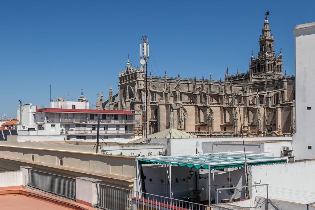 Tomas Ibarra Pool & Luxury Apartment Seville Luaran gambar